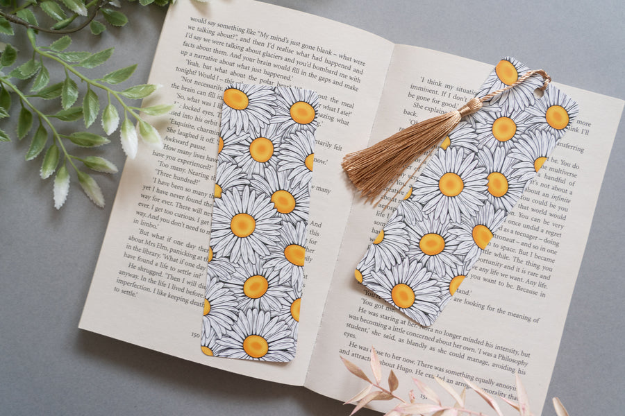 Daisy Bookmark